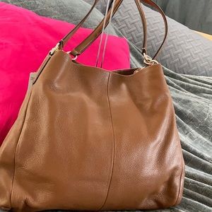 🧡Coach camel color leather shoulder bag🧡